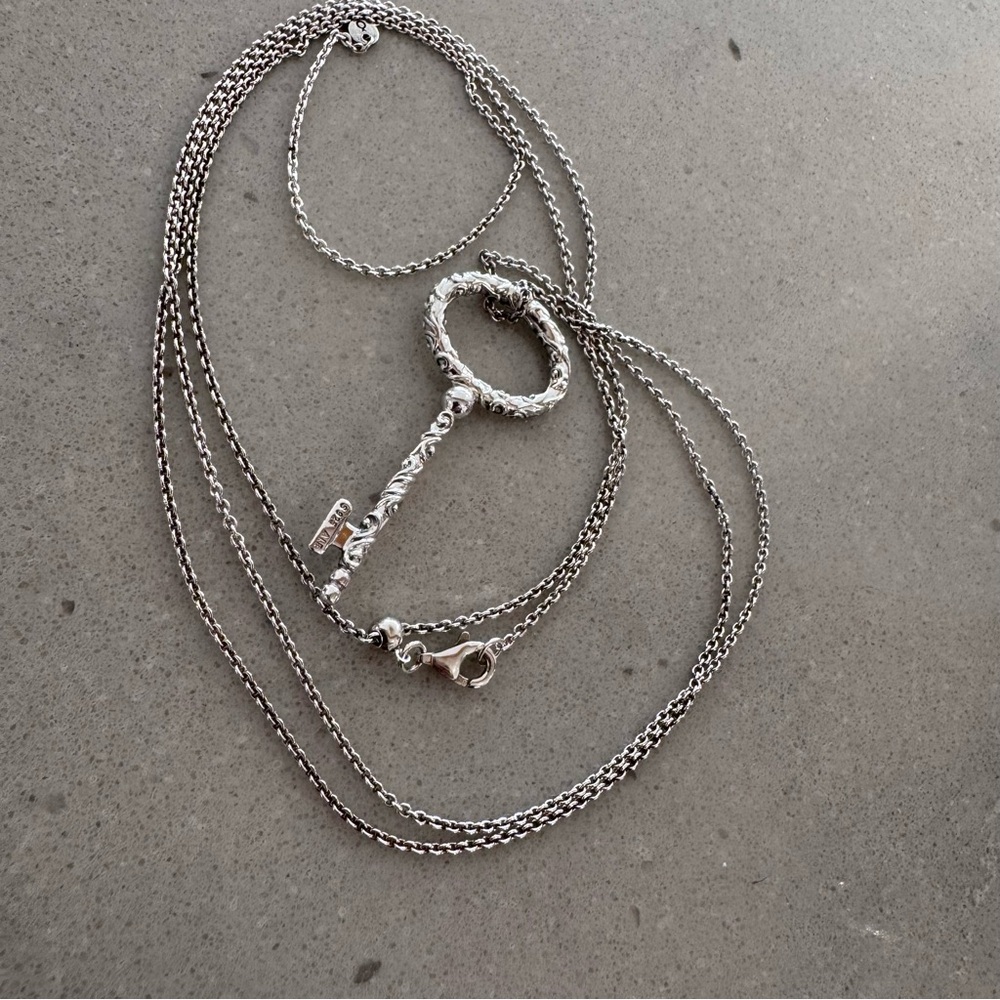 RARE•Pandora Sterling Silver Regal Key Pendant Necklace